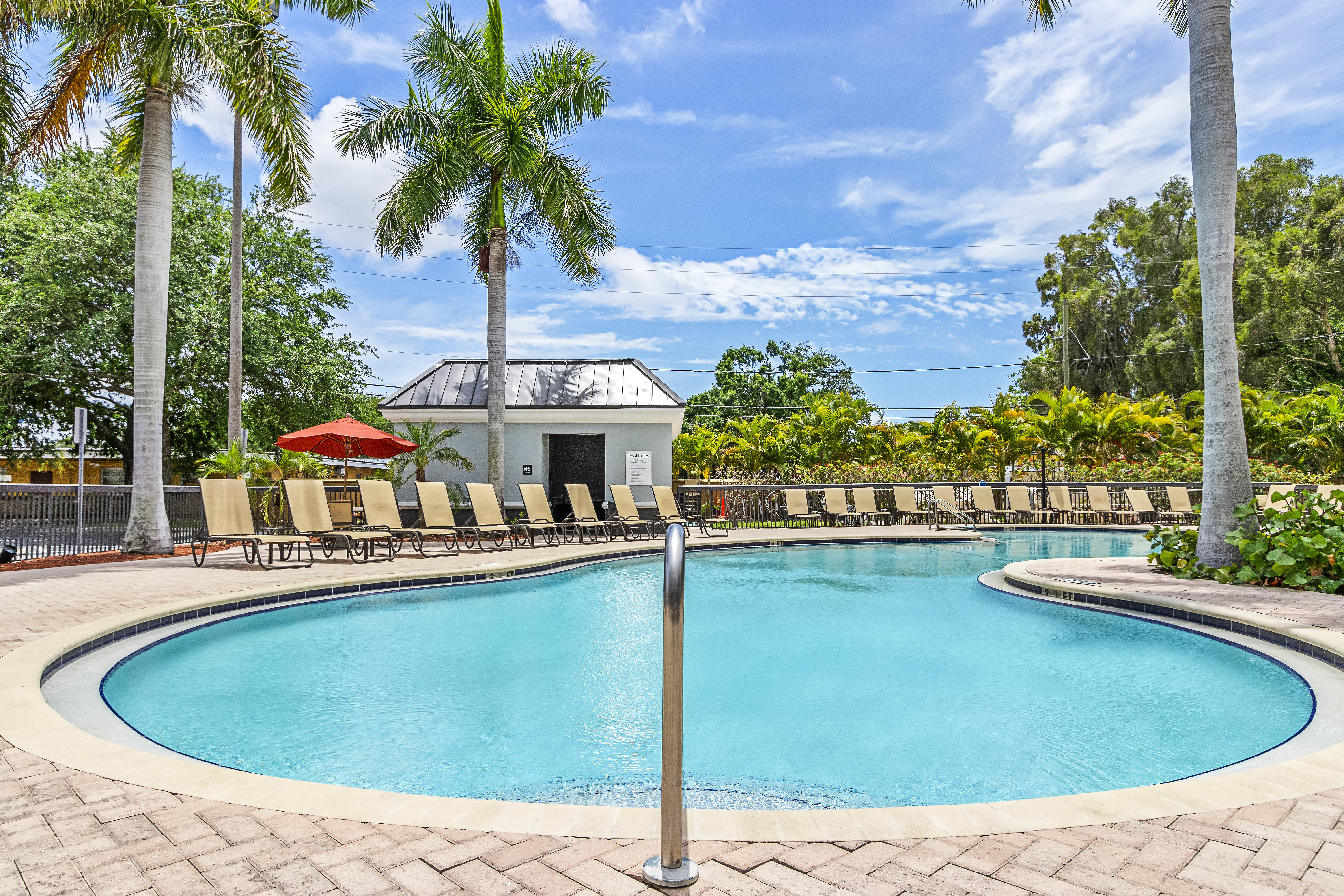 holiday inn st petersburg west by ihg