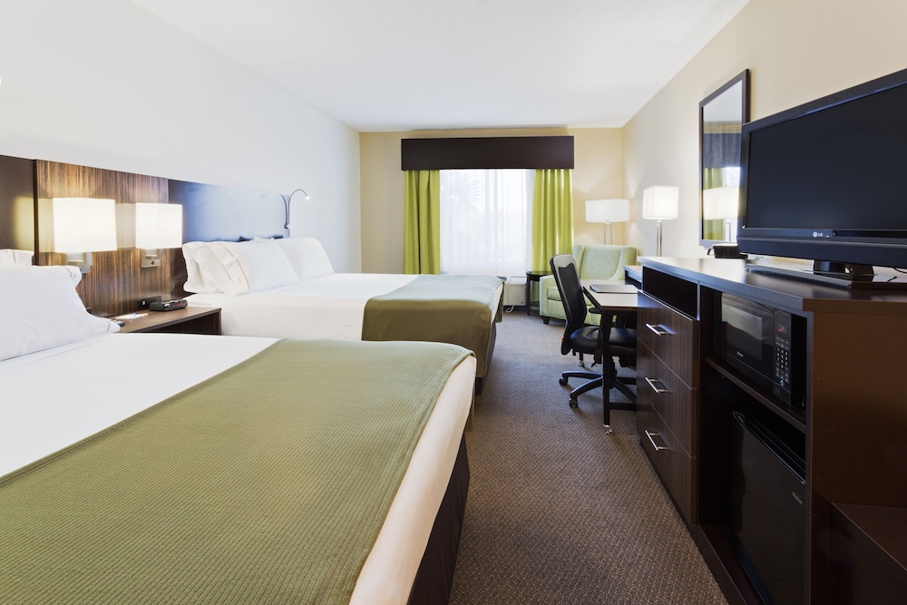 holiday inn express and suites tampa i 75