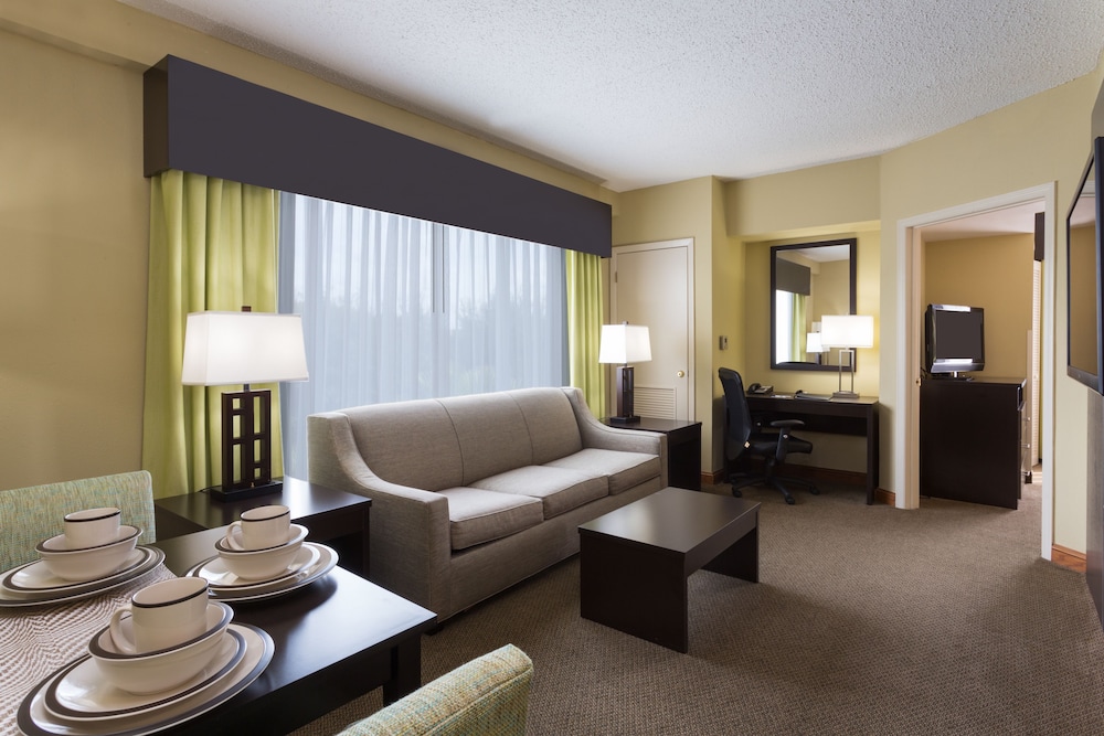 holiday inn express and suites tampa i 75