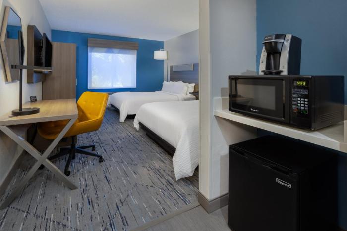 holiday inn express and suites tampa i 75