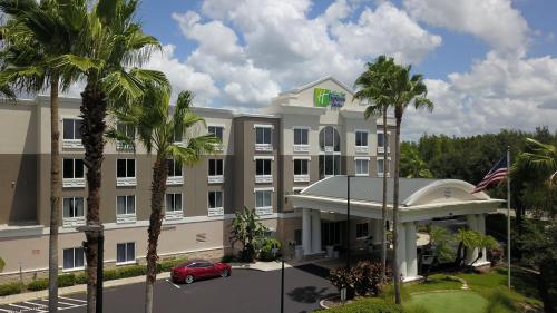 holiday inn express and suites tampa i 75