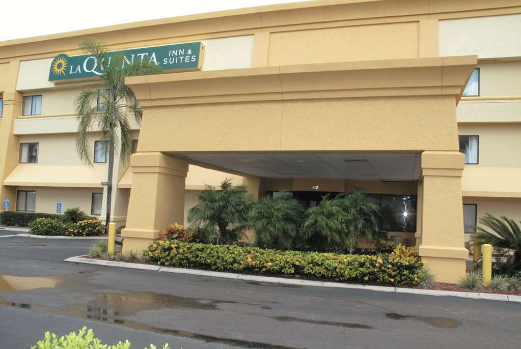 la quinta inn and suites by wyndham tampa brandon west