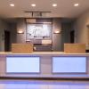 Holiday Inn Express Hotel & Suites Tampa-Anderson Rd/Veteran By Ihg,Hillsborough County>>Beach Walk,3 star