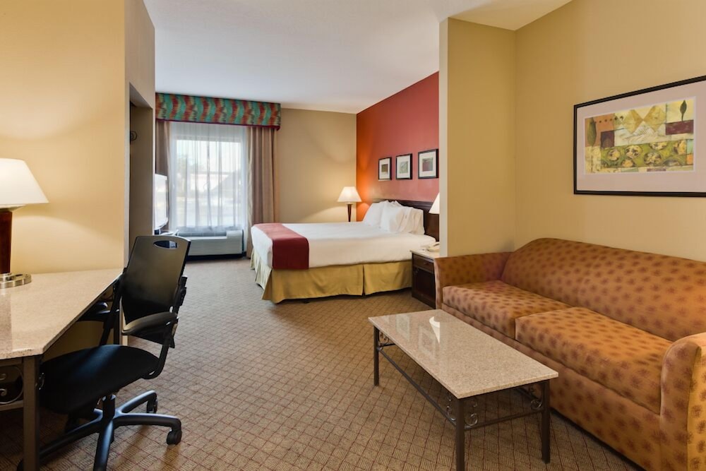 holiday inn express and suites tampa northwest oldsmar
