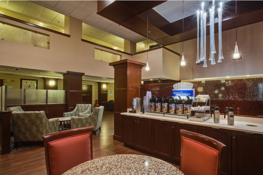 holiday inn express and suites tampa northwest oldsmar