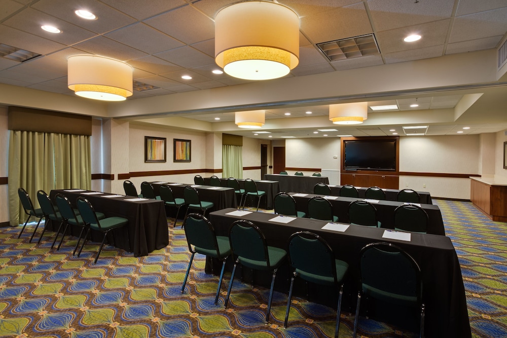 holiday inn express and suites tampa northwest oldsmar