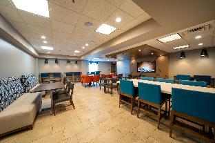 holiday inn express and suites tampa northwest oldsmar