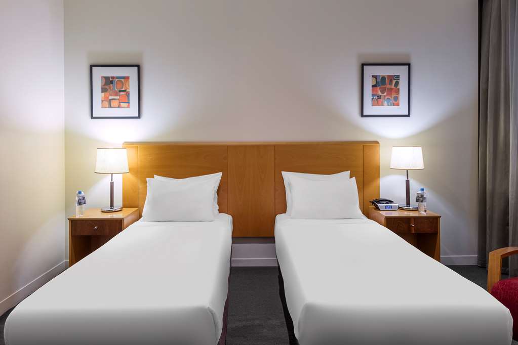 radisson on flagstaff gardens melbourne