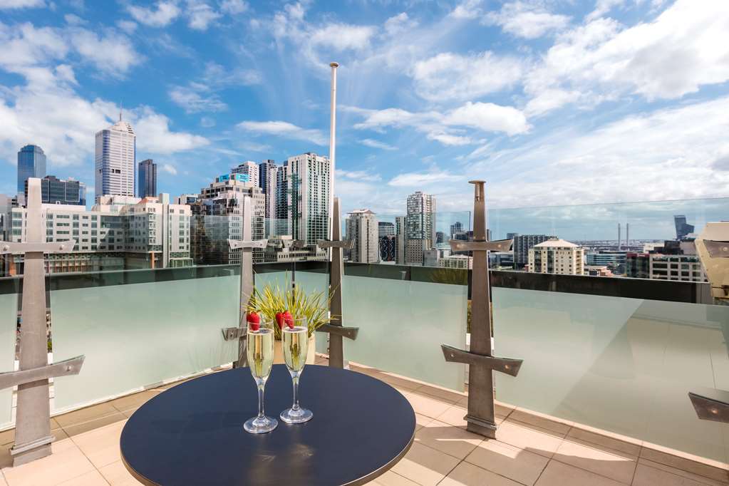 radisson on flagstaff gardens melbourne