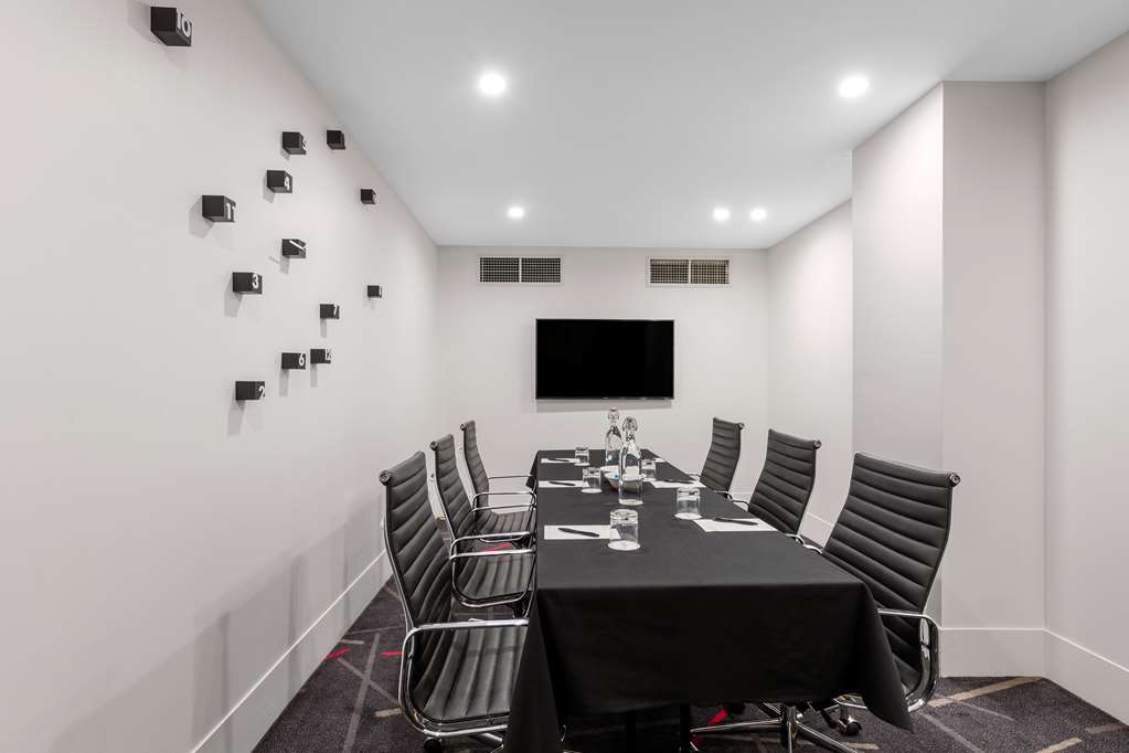 radisson on flagstaff gardens melbourne