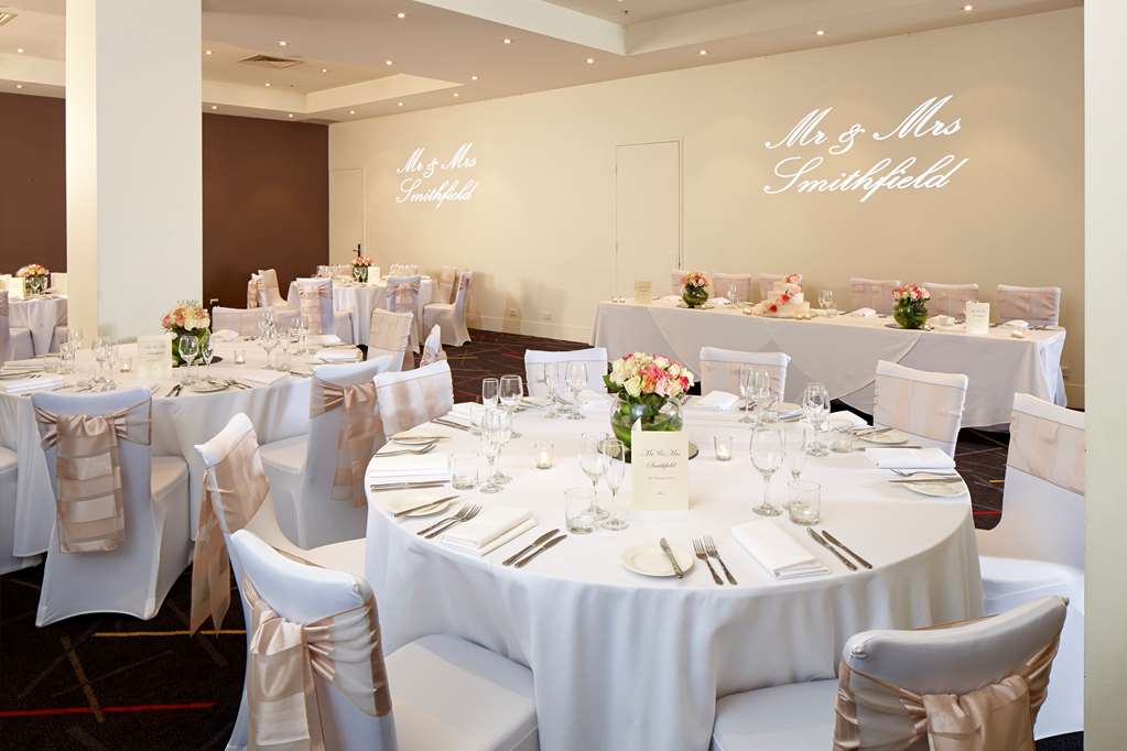 radisson on flagstaff gardens melbourne