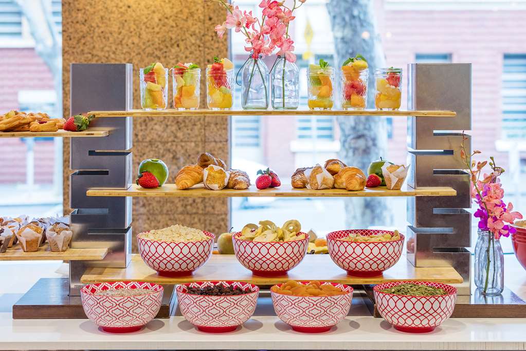 radisson on flagstaff gardens melbourne