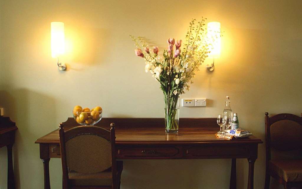 best western plus the tudor box hill