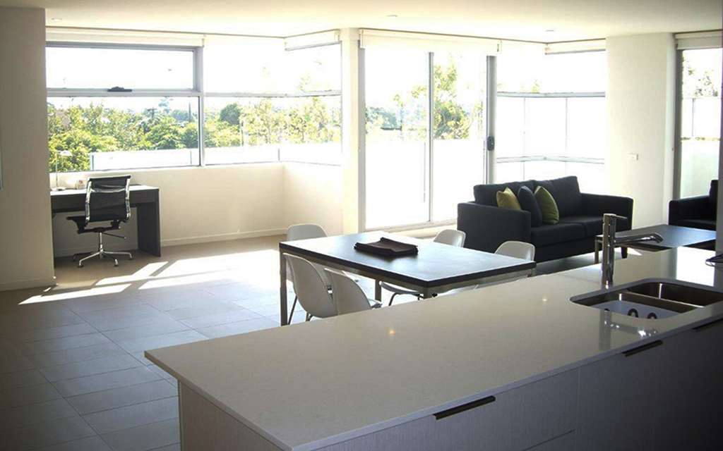 best western plus the tudor box hill