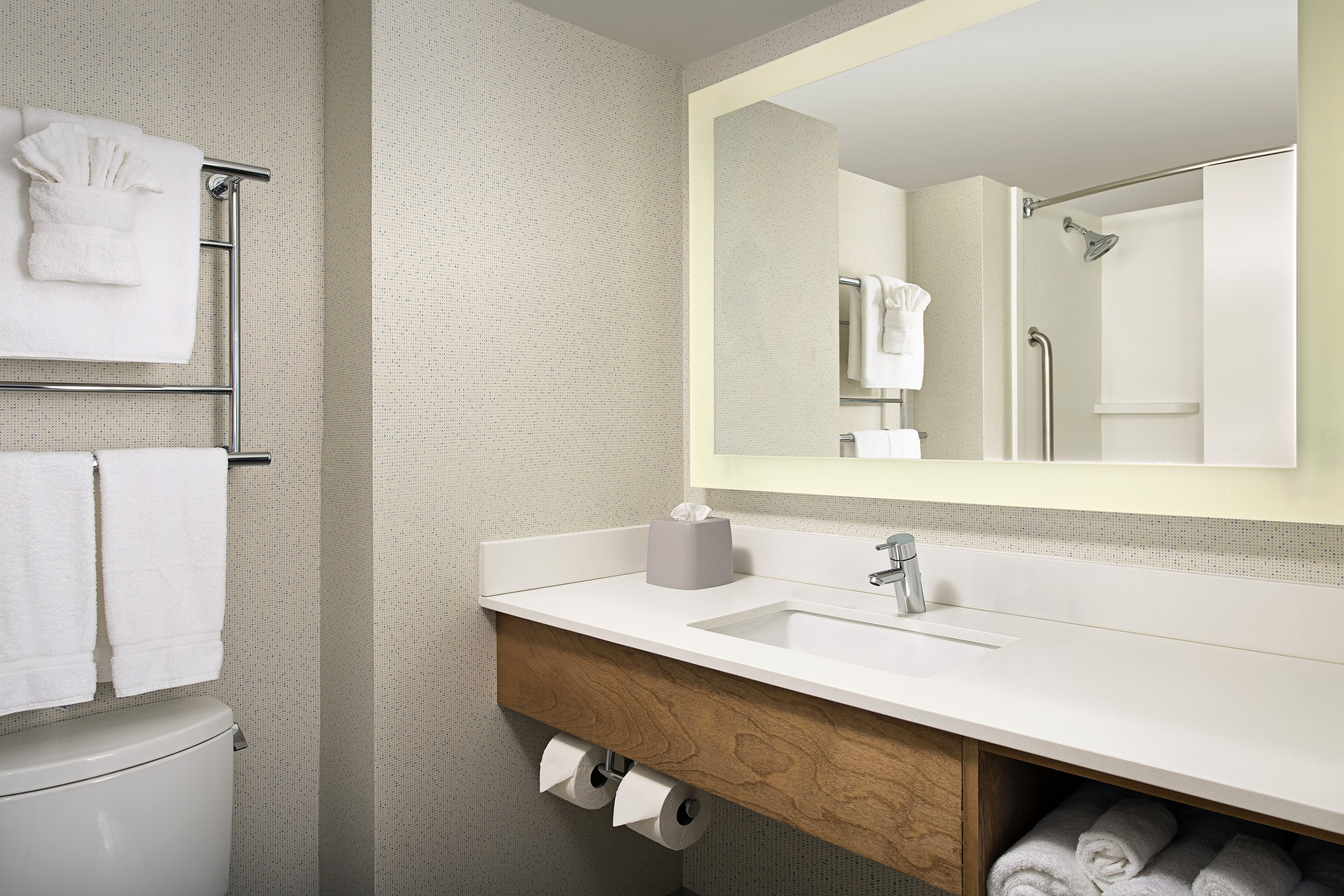 holiday inn express and suites college park university area by ihg