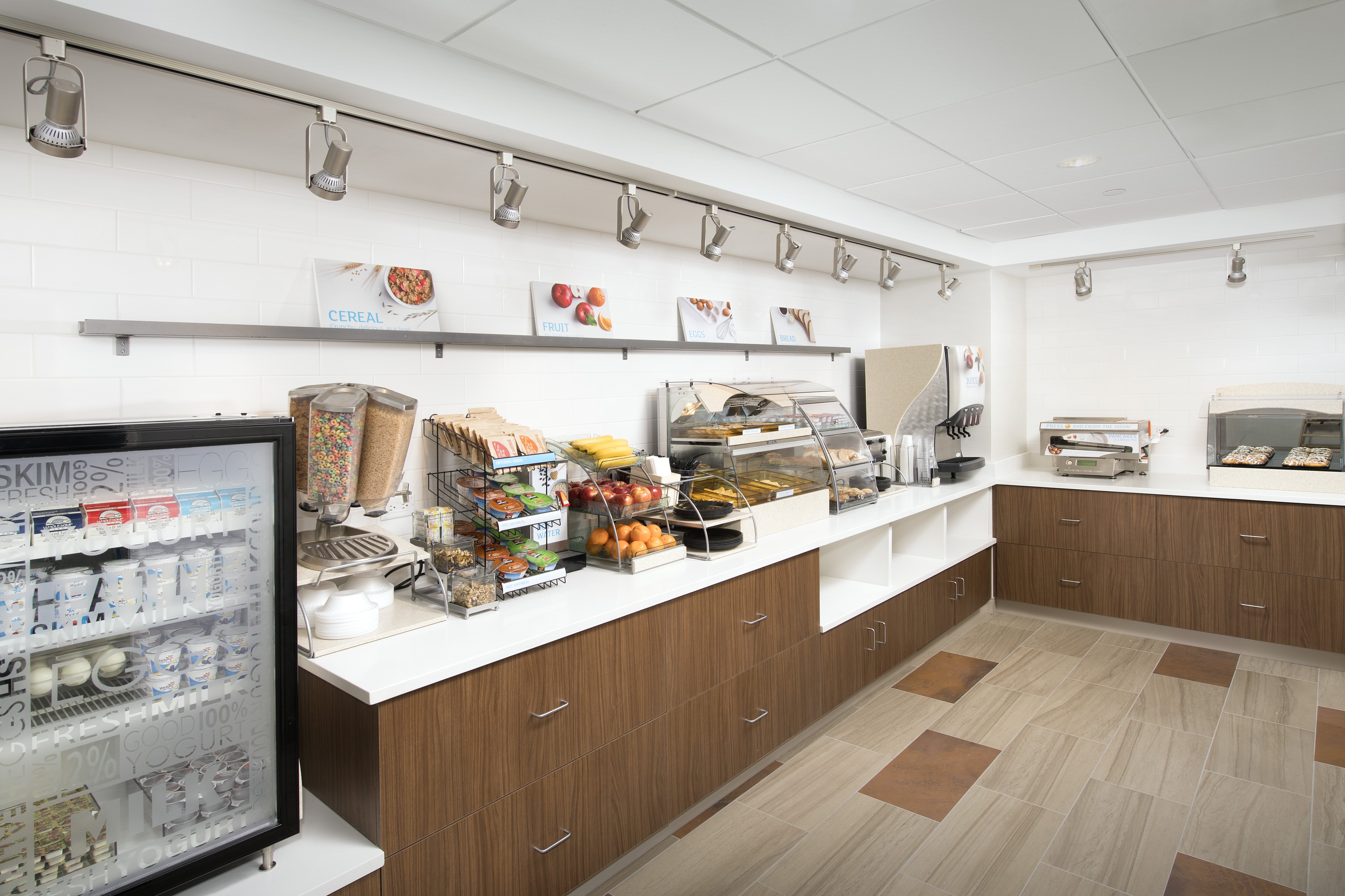 holiday inn express and suites college park university area by ihg