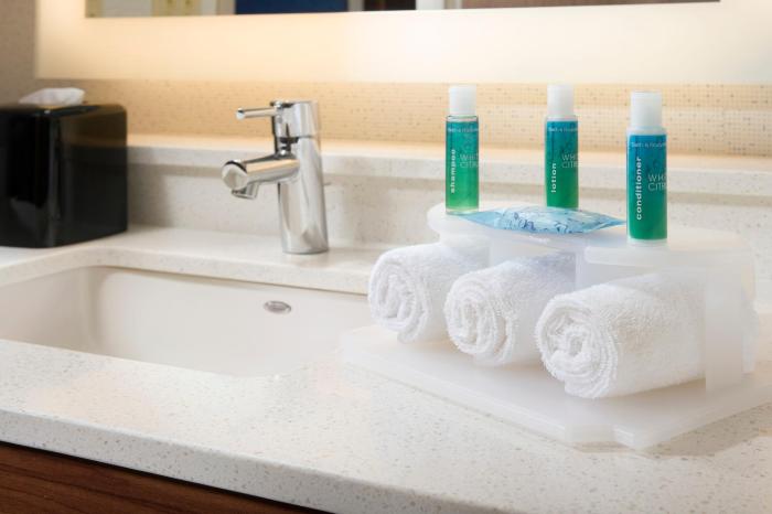 holiday inn express and suites college park university area by ihg