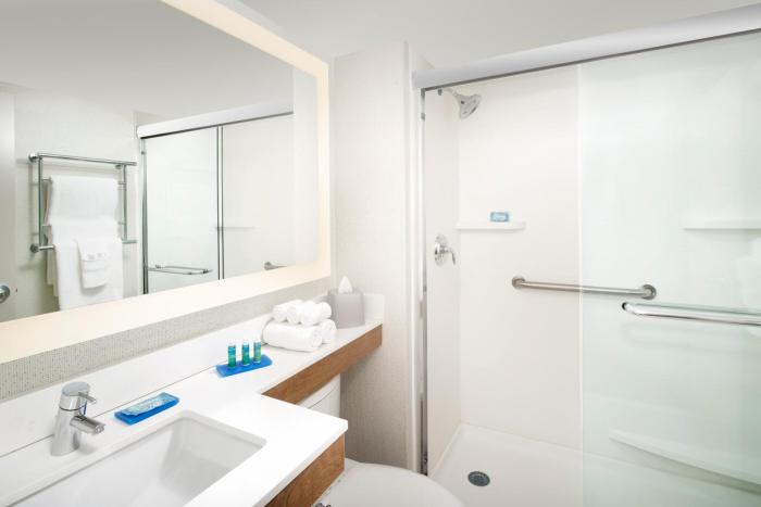 holiday inn express and suites college park university area by ihg