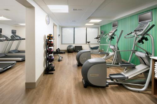 holiday inn express and suites college park university area by ihg