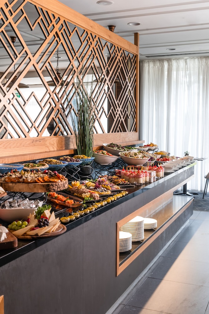 cassia hotel jerusalem