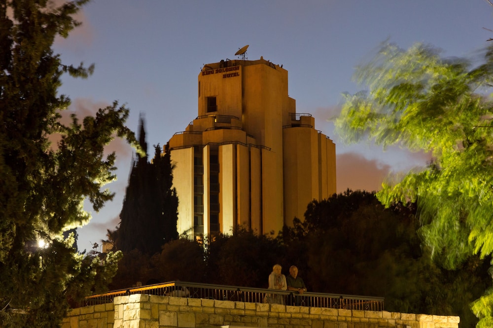 cassia hotel jerusalem