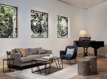 cassia hotel jerusalem
