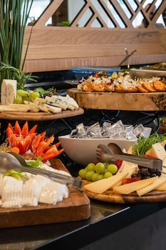 cassia hotel jerusalem