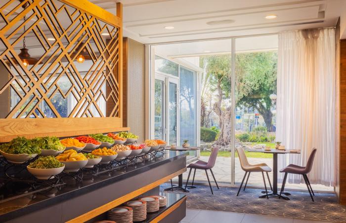 cassia hotel jerusalem