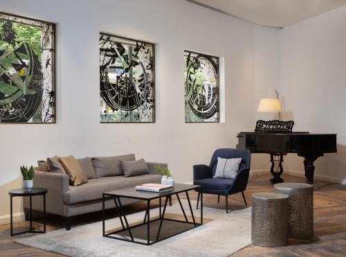 cassia hotel jerusalem