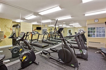 hawthorn suites charlotte executive center