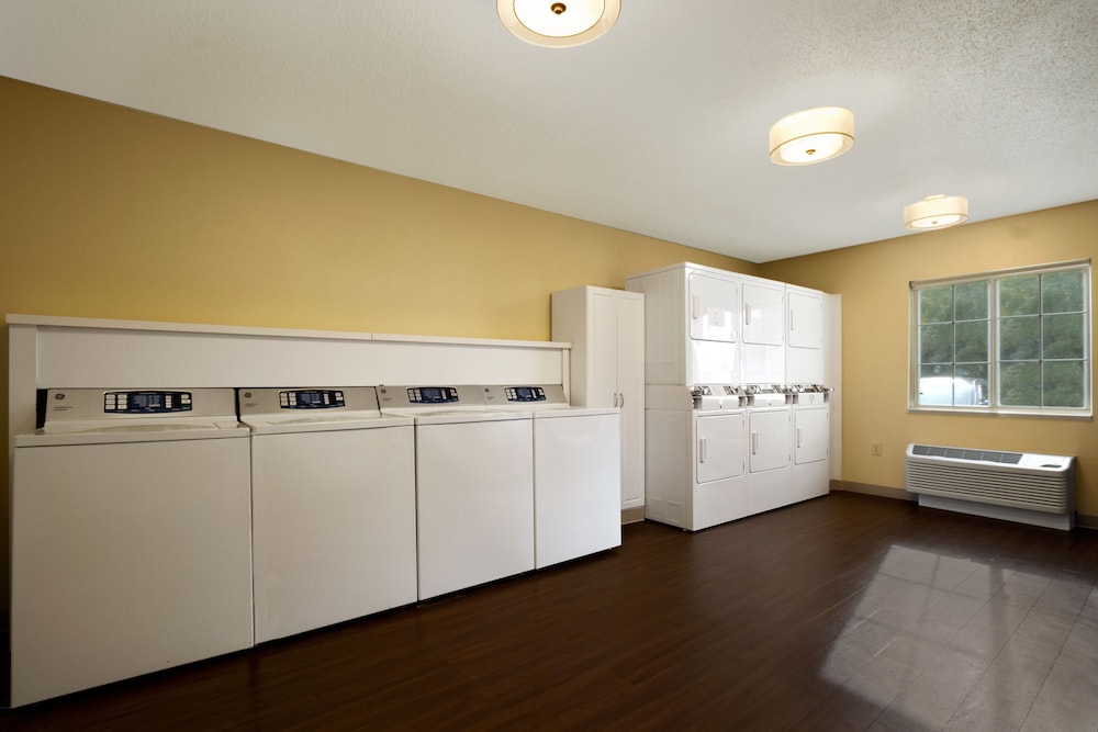 hawthorn suites charlotte executive center