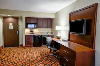 comfort suites concord mills