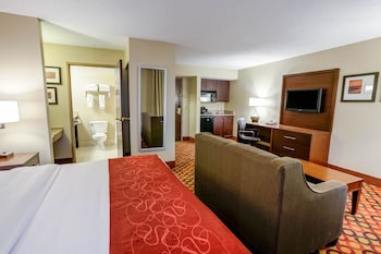 comfort suites concord mills
