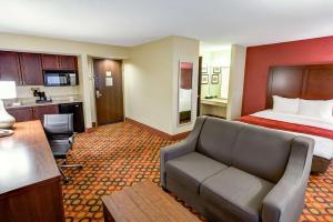 comfort suites concord mills