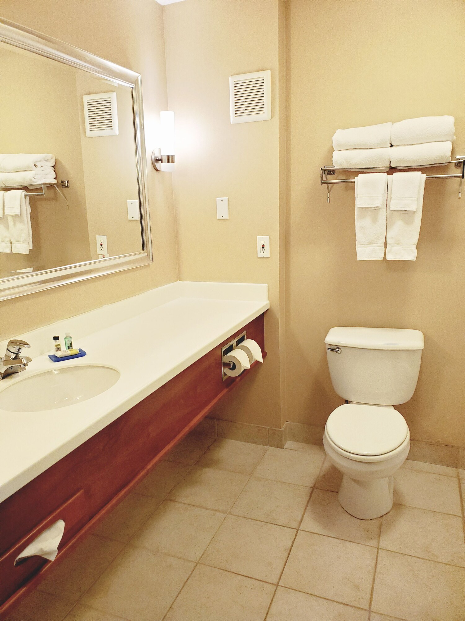 holiday inn express hotel and suites portland nw downtown by ihg
