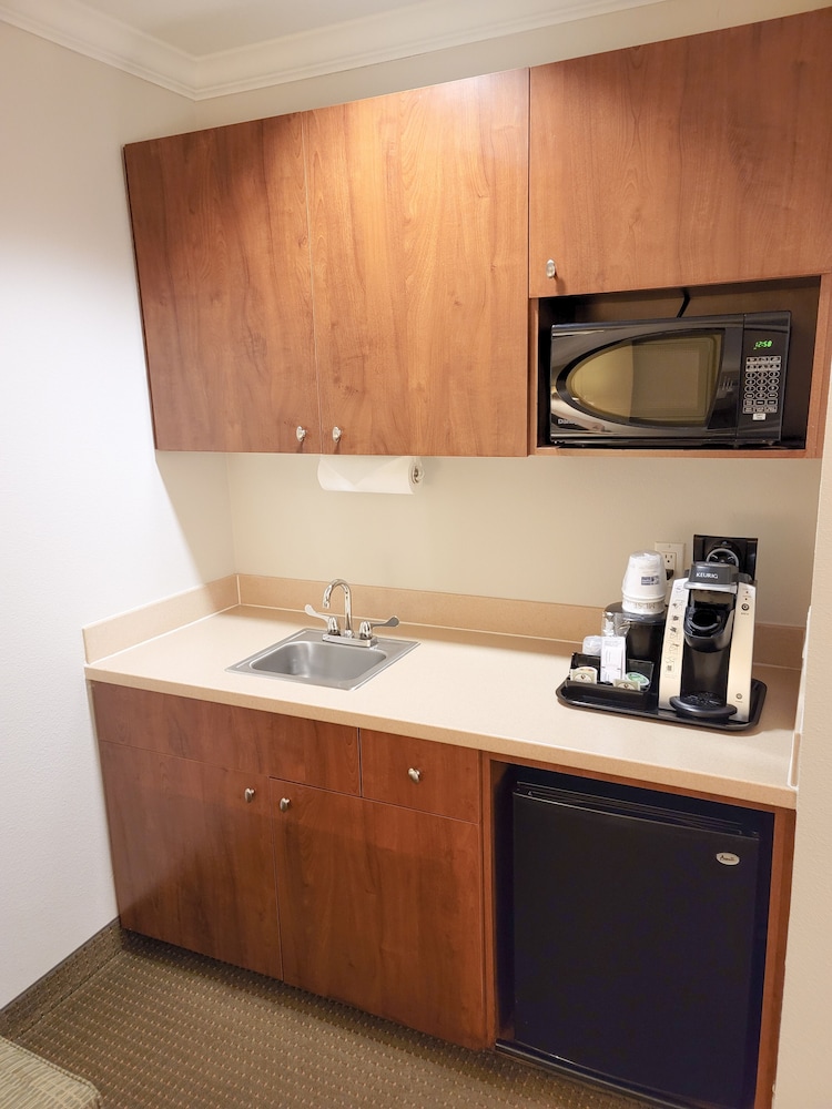 holiday inn express hotel and suites portland nw downtown by ihg