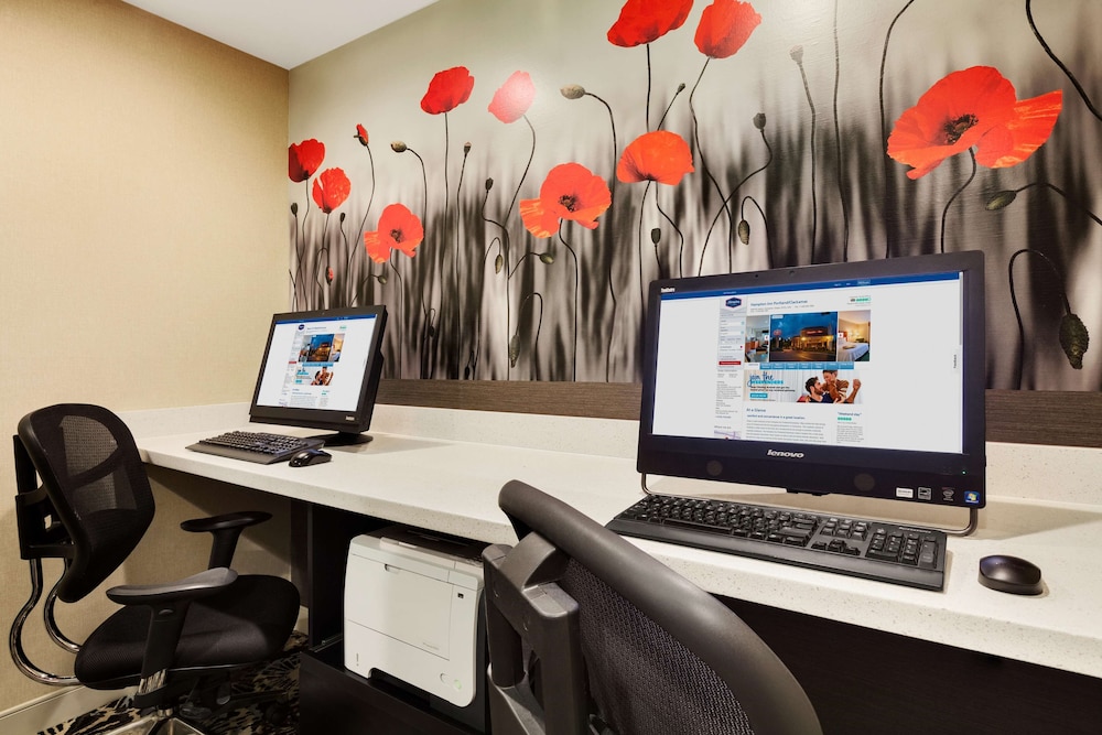 hampton inn clackamas