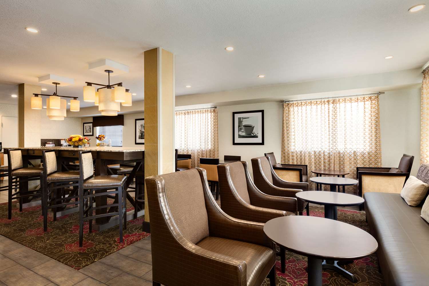 hampton inn clackamas