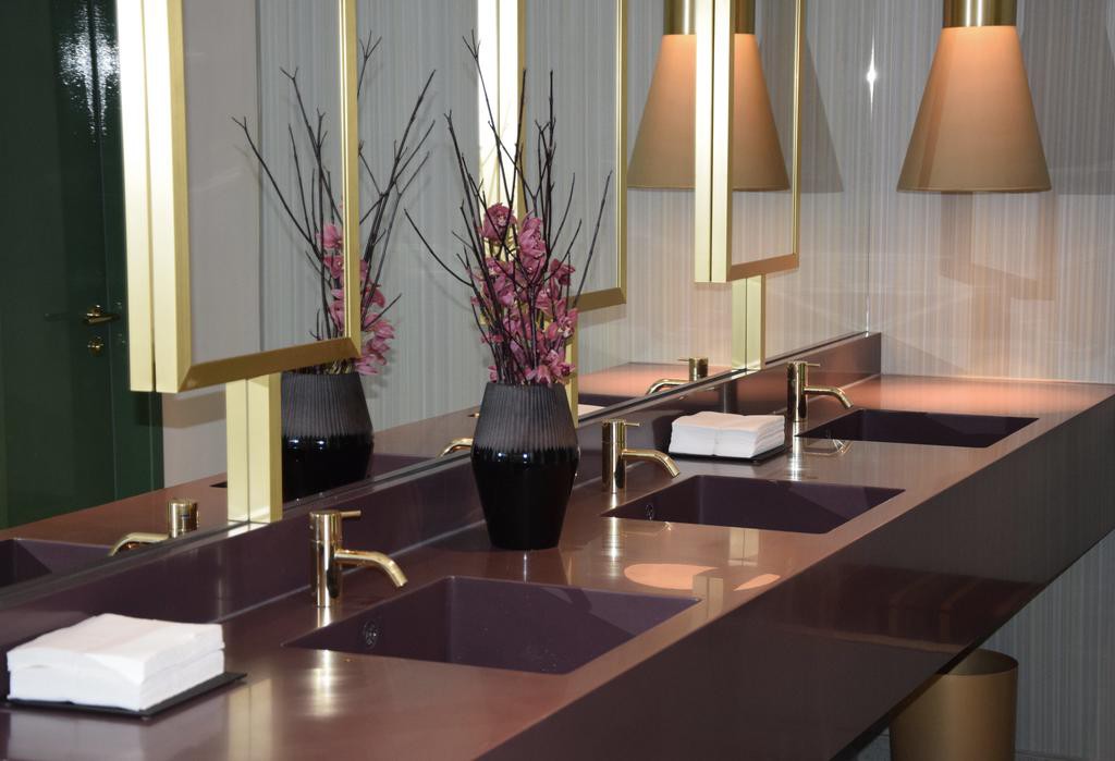 bob w munich old town