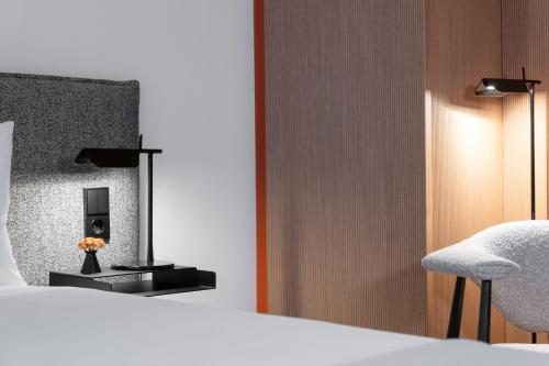 bob w munich old town