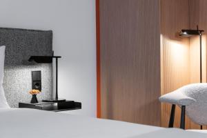 bob w munich old town