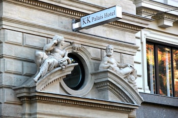 k k palais hotel