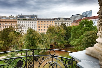 k k palais hotel