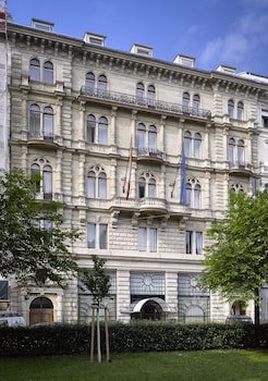 k k palais hotel