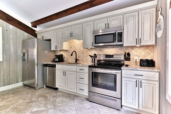 breakaway house by killington vacation rentals