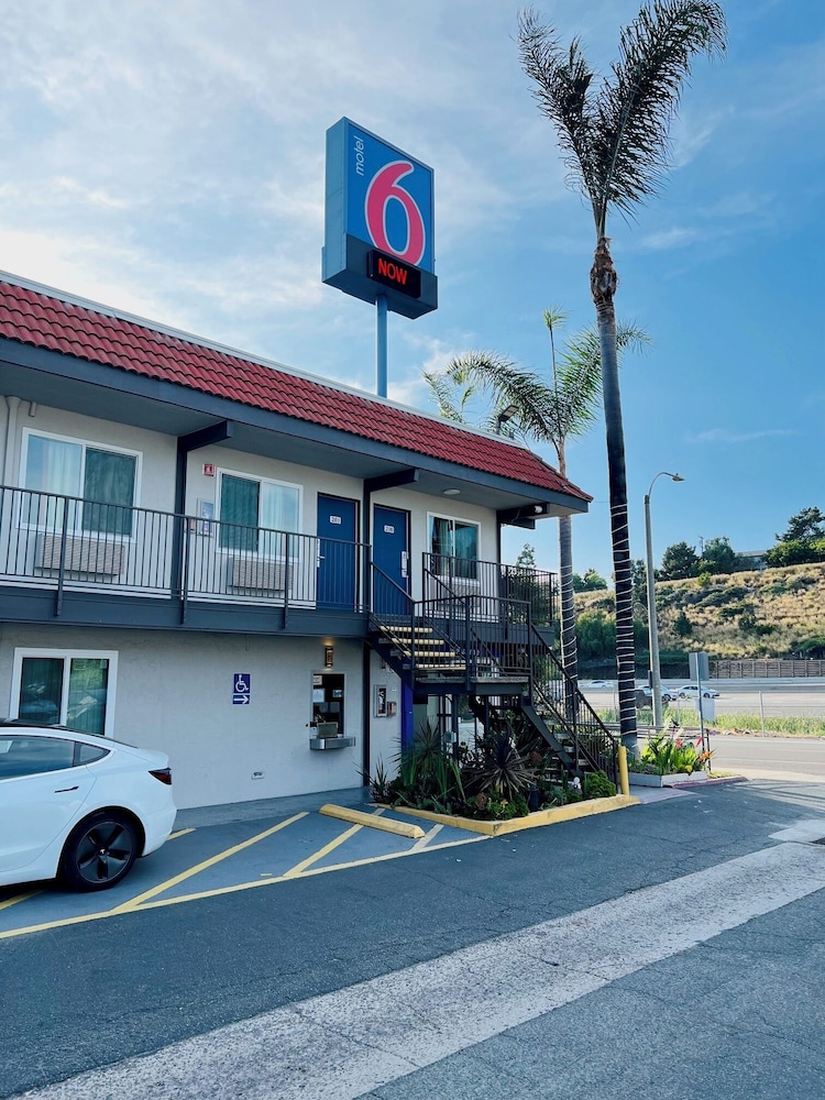 motel 6 la mesa ca san diego