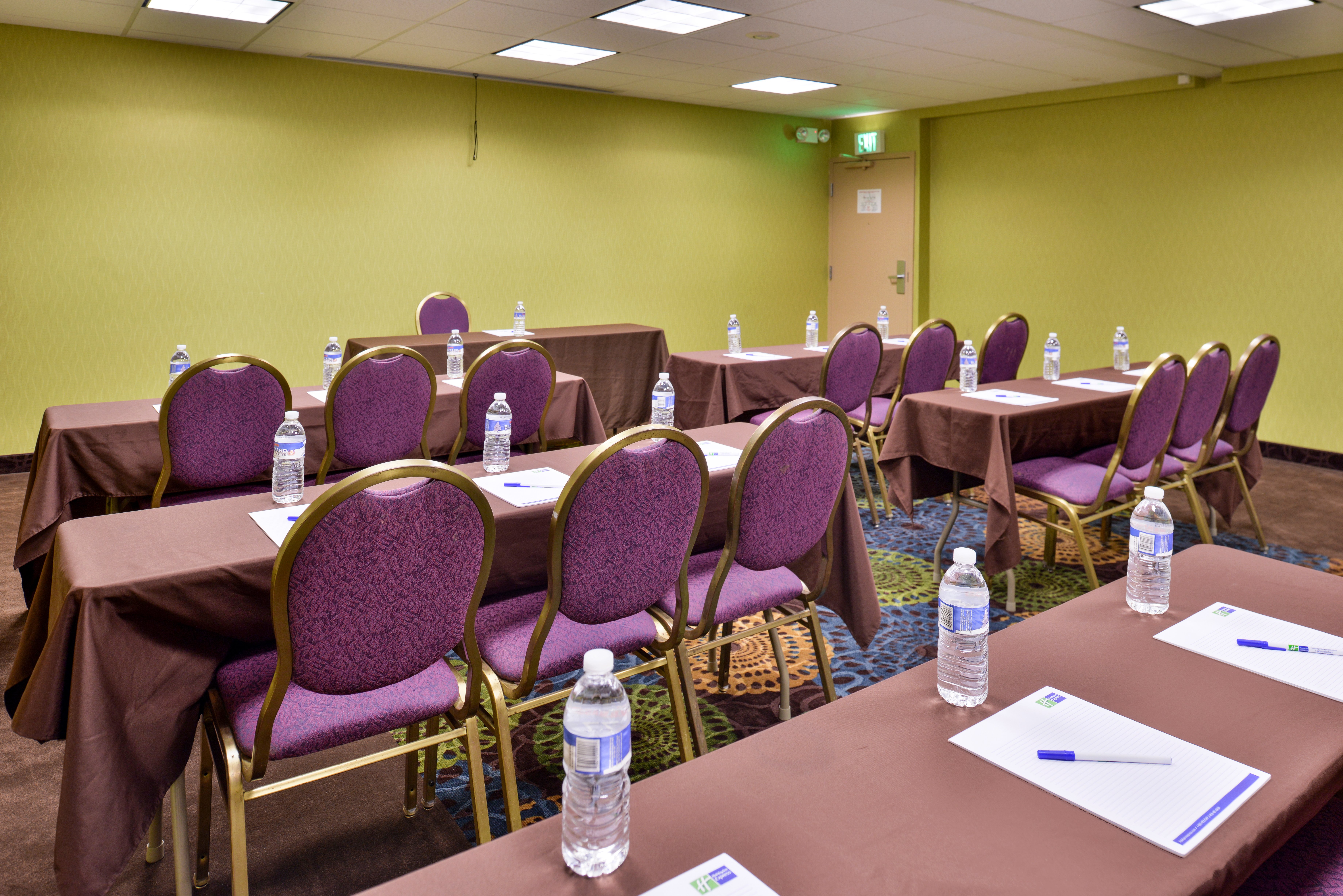 holiday inn express hunt valley by ihg