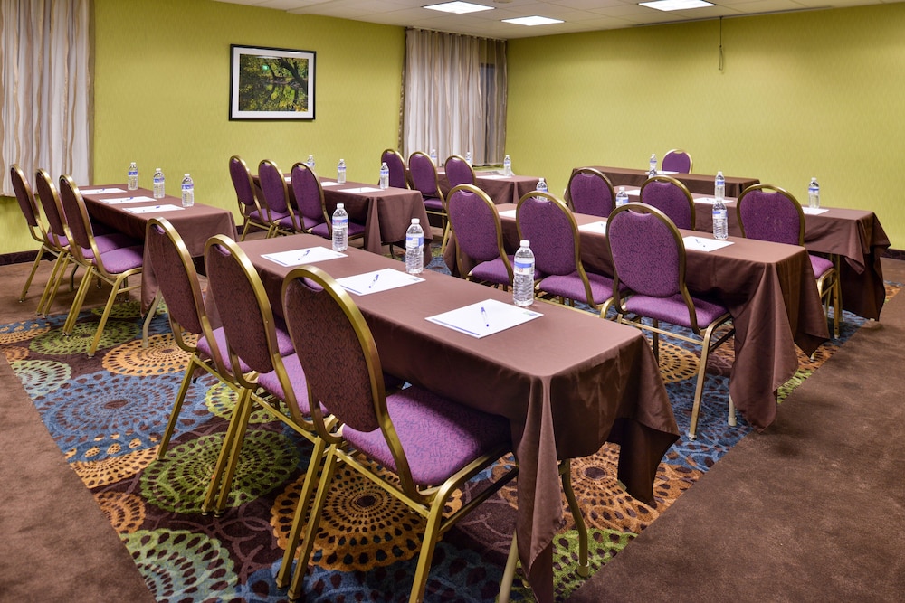 holiday inn express hunt valley by ihg