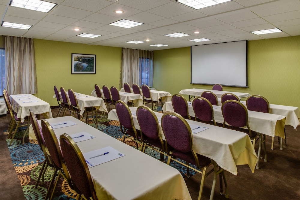 holiday inn express hunt valley by ihg