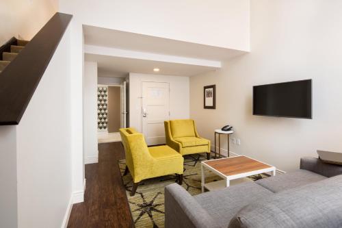 hotel indigo baltimore downtown by ihg